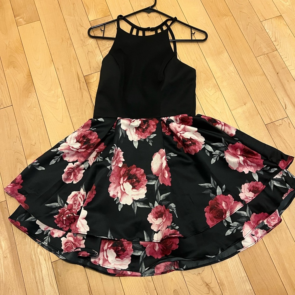 Size 7 dress.